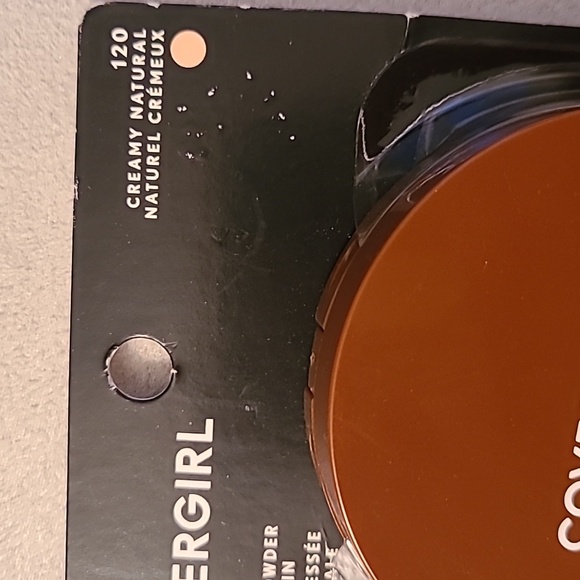 COVERGIRL MAKEUP BUNDLE OF 5 ITEMS - Picture 3 of 12